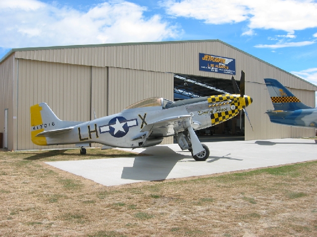 P51 Mustang w Wanaka.