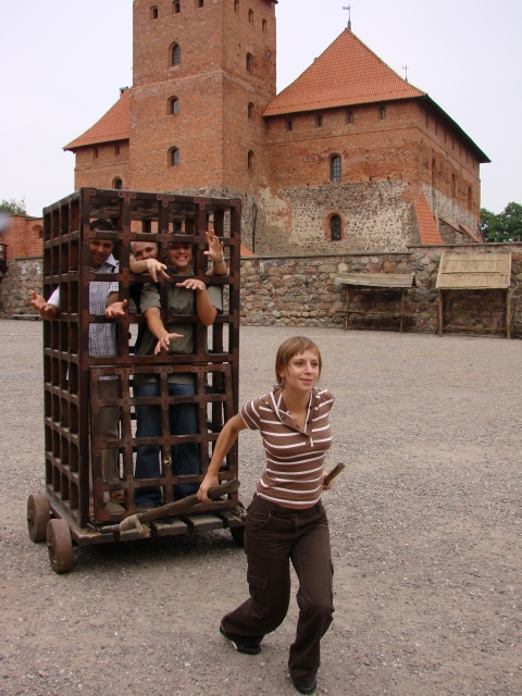 Kara za lądowanie w polu.